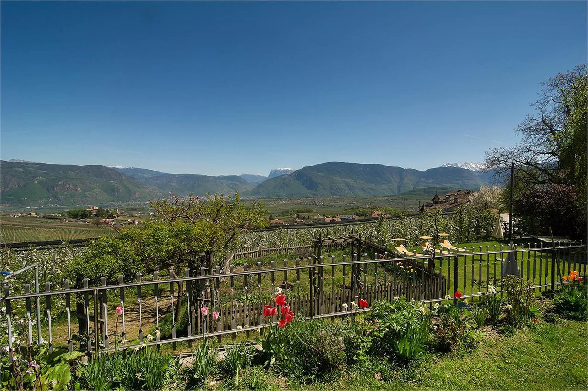 Haus St. Valentin Appiano sulla Strada del Vino 11 suedtirol.info