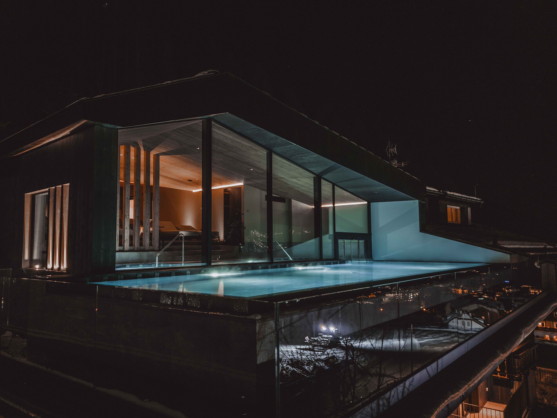 nuova piscina