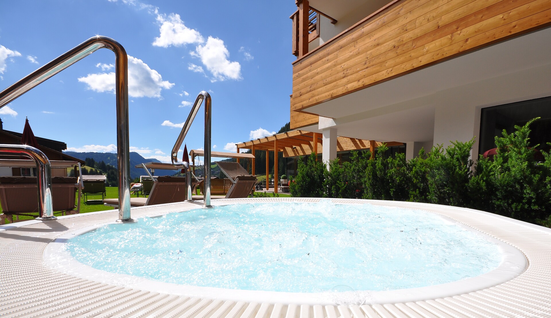 Jacuzzi