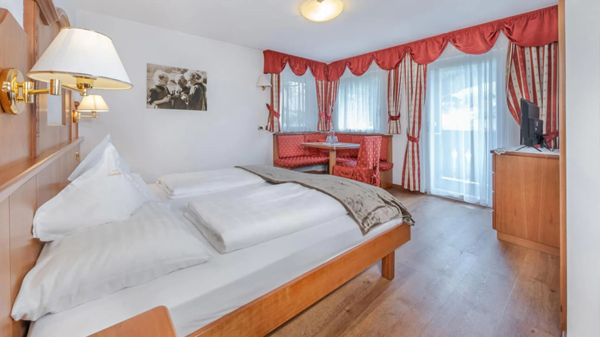 Hotel Scoiattolo Sëlva/Selva 7 suedtirol.info