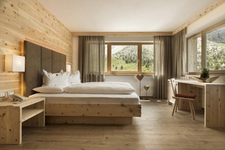 Hotel Sellajoch - Passo Sella Dolomiten Mountain Resort Wolkenstein 6 suedtirol.info