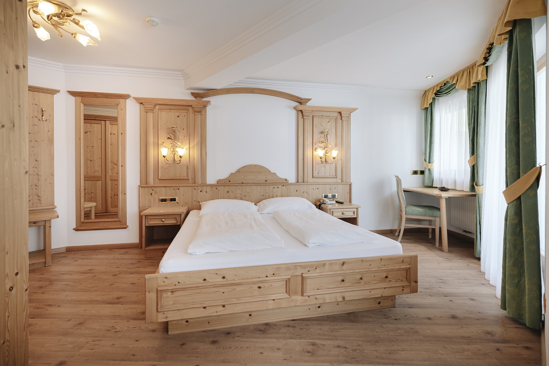 Hotel La Montanina Wolkenstein 11 suedtirol.info