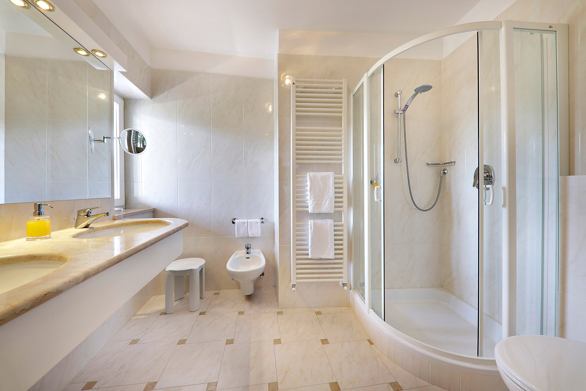 Hotel Mühle Mayer Tramin an der Weinstraße 10 suedtirol.info