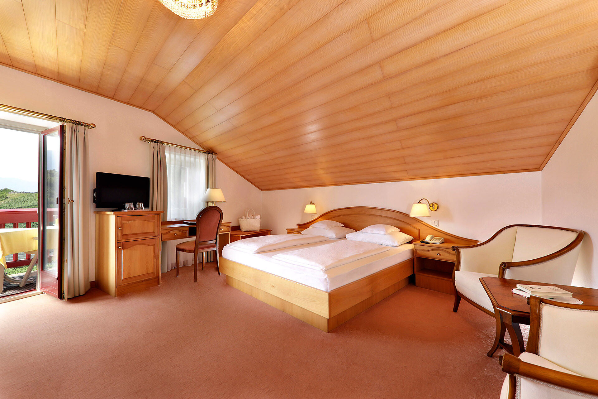 Hotel Mühle Mayer Tramin an der Weinstraße 17 suedtirol.info