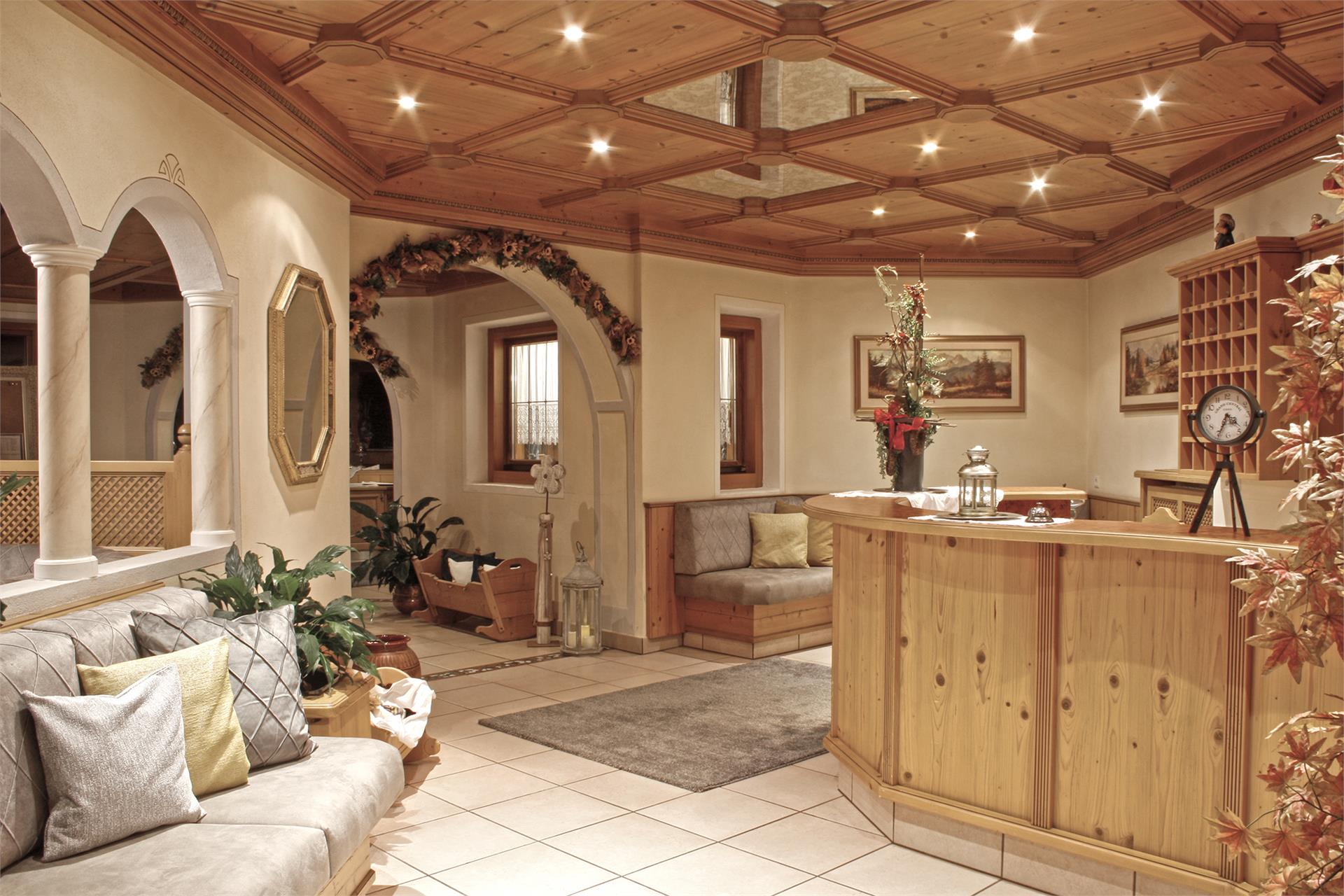 Hotel Enzian Gais 2 suedtirol.info
