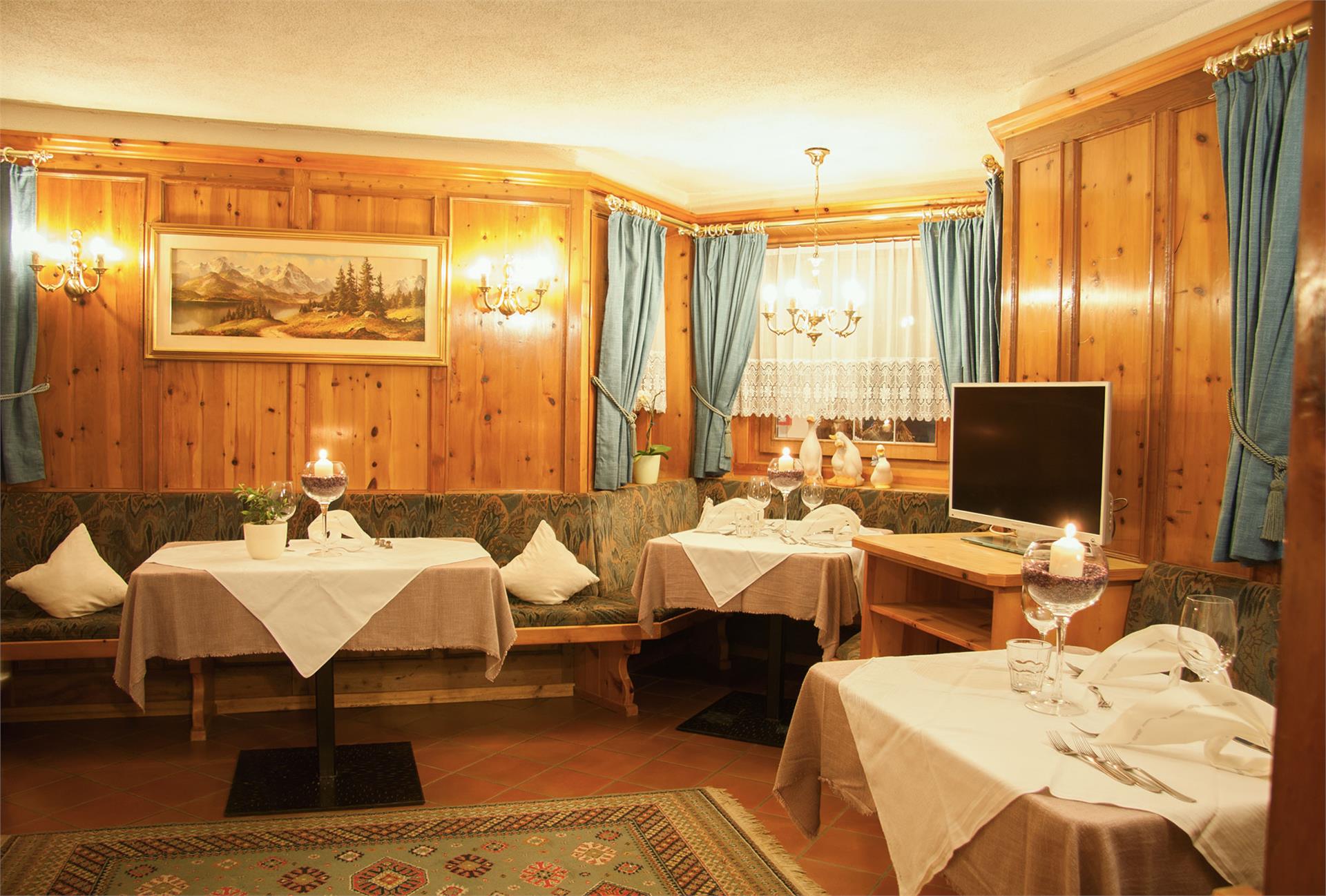 Hotel Enzian Gais 14 suedtirol.info