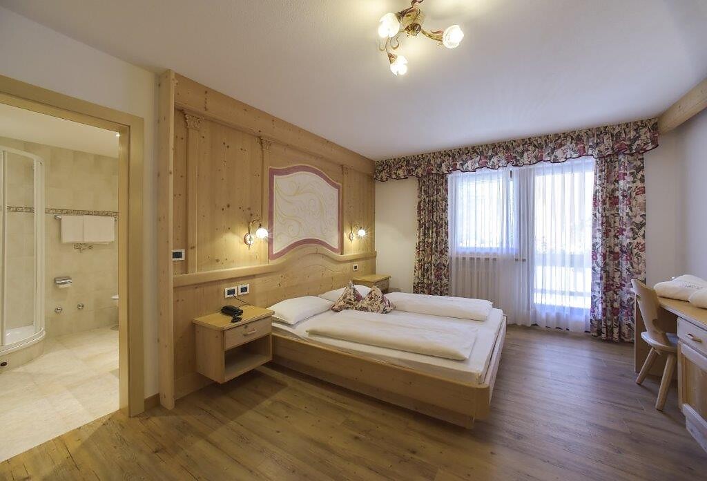 Hotel Vajolet Badia 8 suedtirol.info
