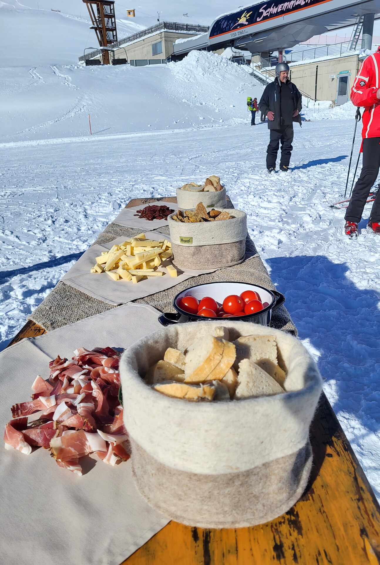Halbmittag auf der Piste