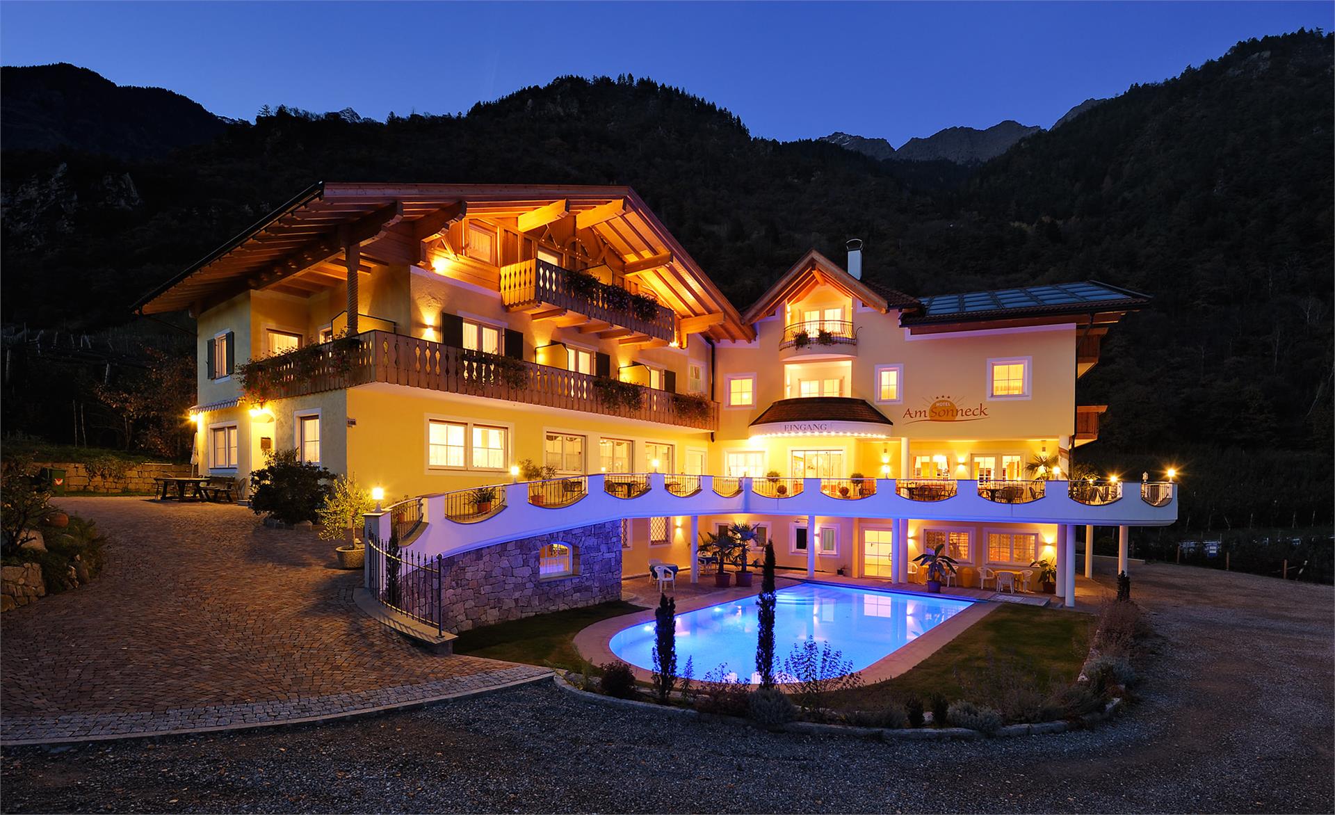 Hotel Am Sonneck Algund 10 suedtirol.info