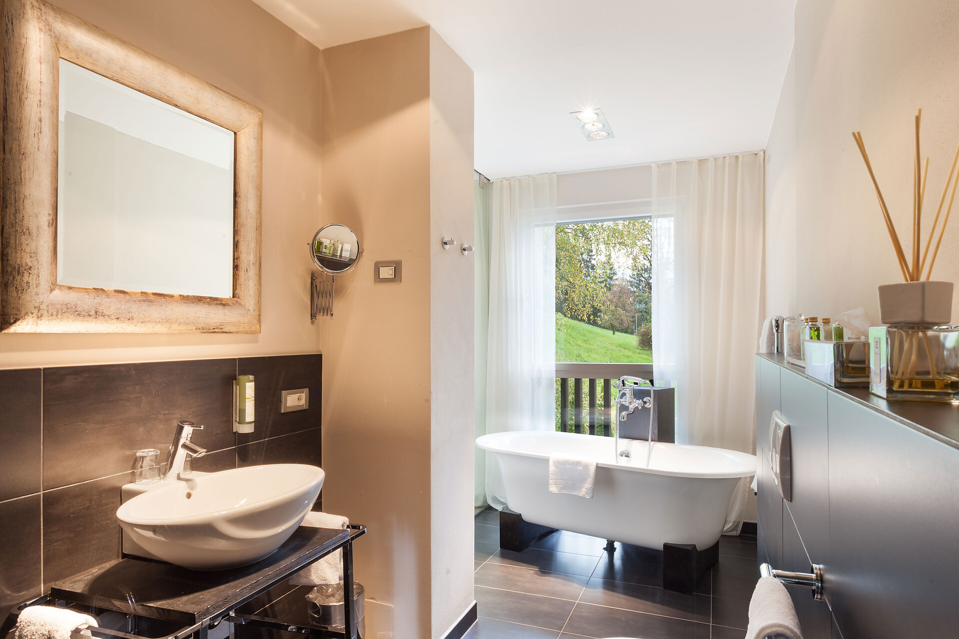 Bathroom double room standard