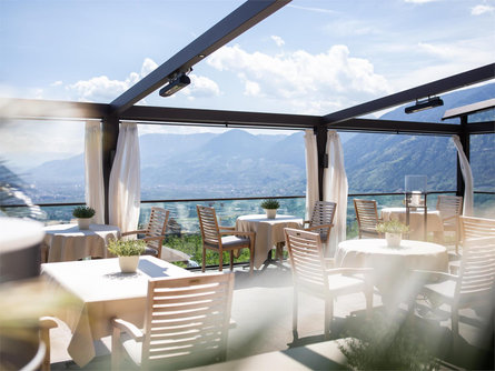 Hotel Patrizia Tirol/Tirolo 1 suedtirol.info