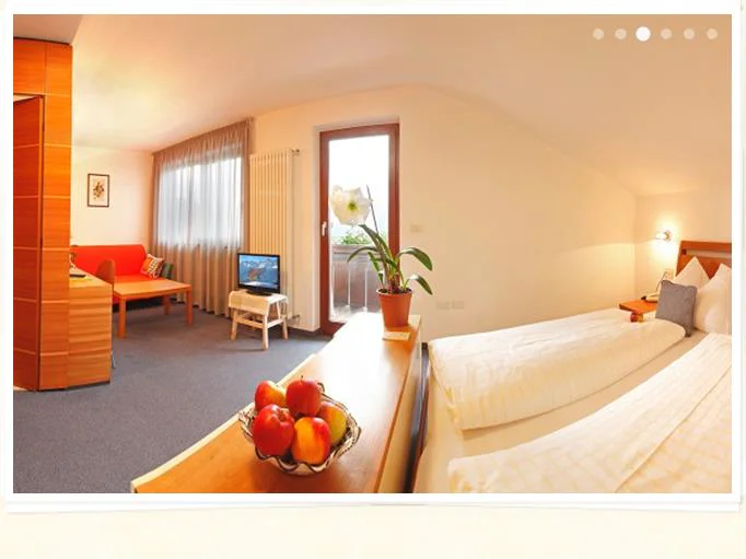 Hotel Ristorante Tiroler Kreuz Tirolo 7 suedtirol.info