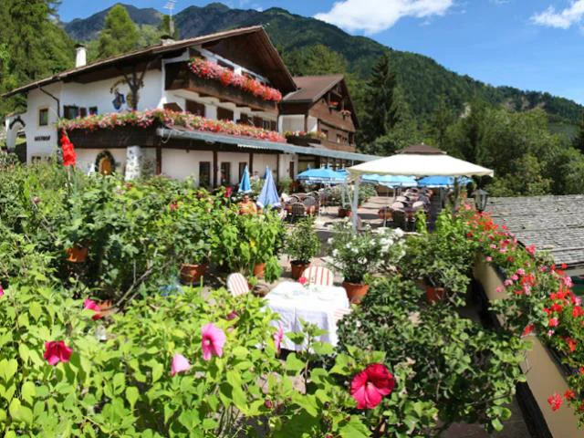 Hotel Ristorante Tiroler Kreuz Tirolo 2 suedtirol.info