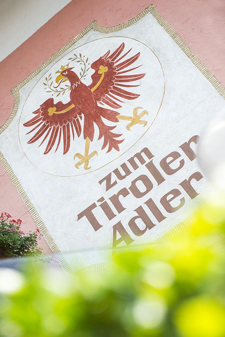 Hotel Ristorante "Zum Tiroler Adler" Tirolo 27 suedtirol.info