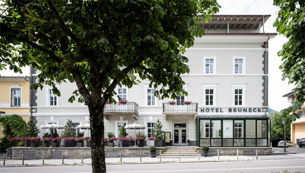 Hotel Bruneck City.Design.Apartments. Bruneck/Brunico 1 suedtirol.info