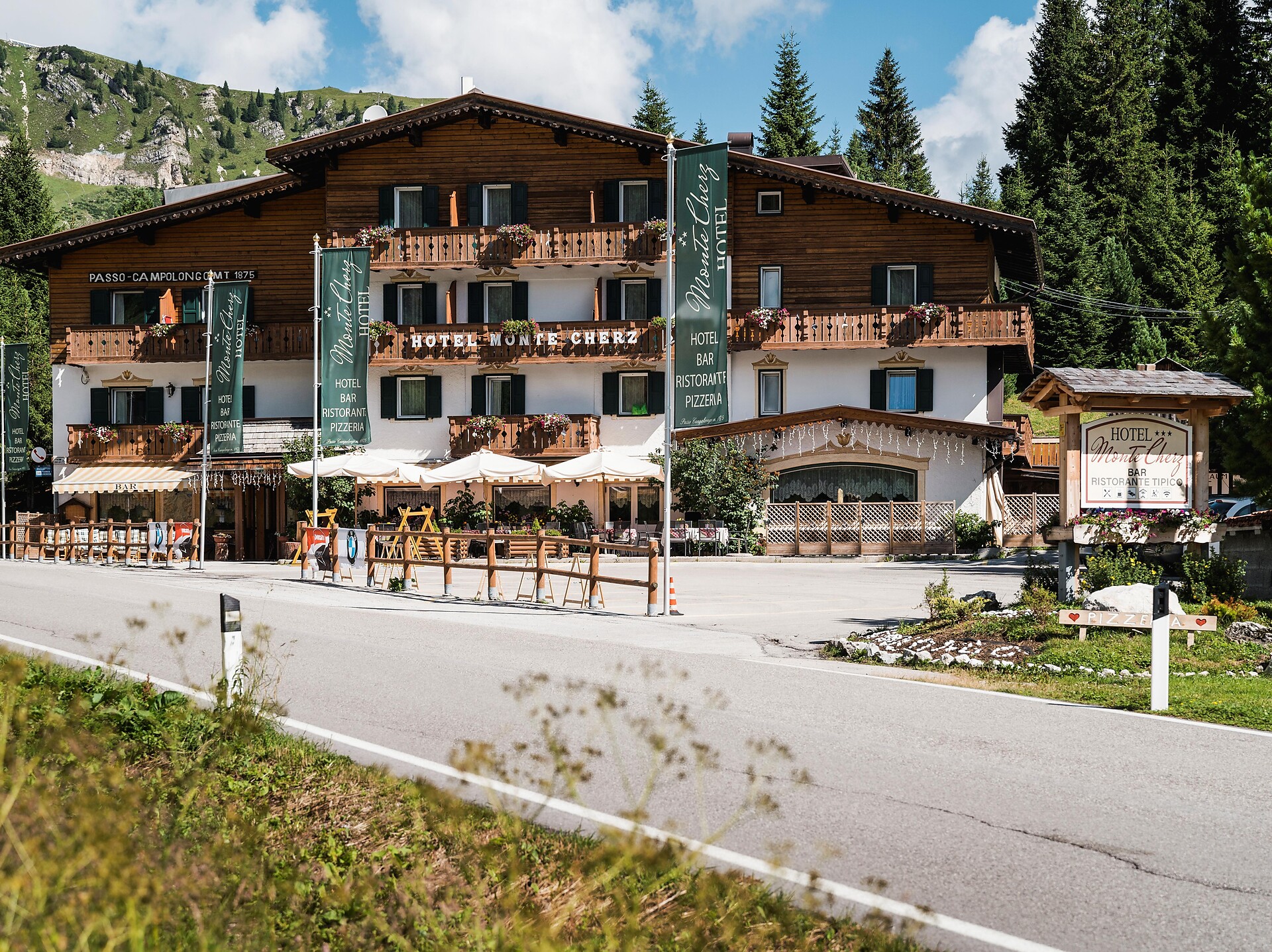 Hotel Monte Cherz