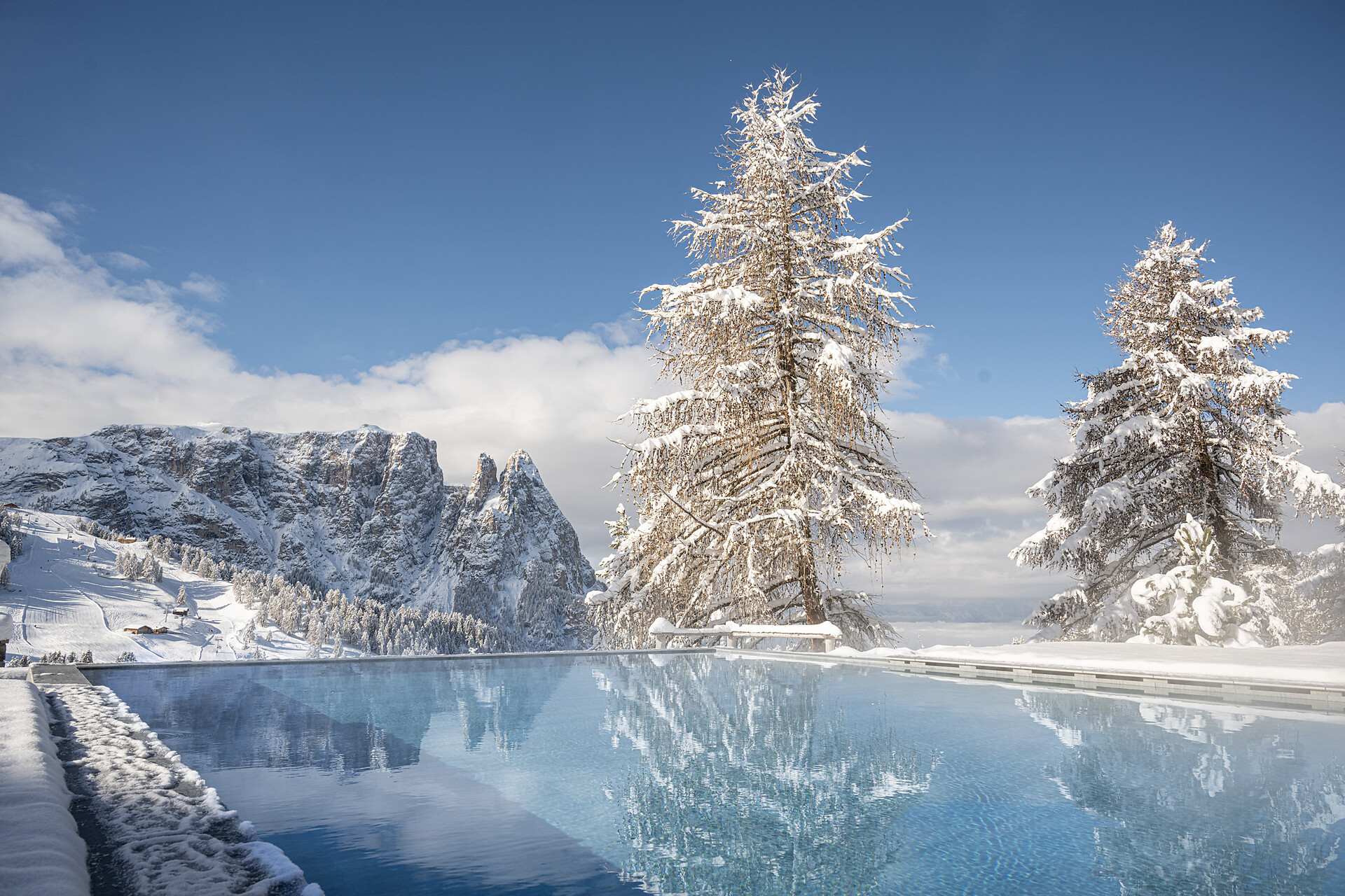 Outdoor Infinity Pool
