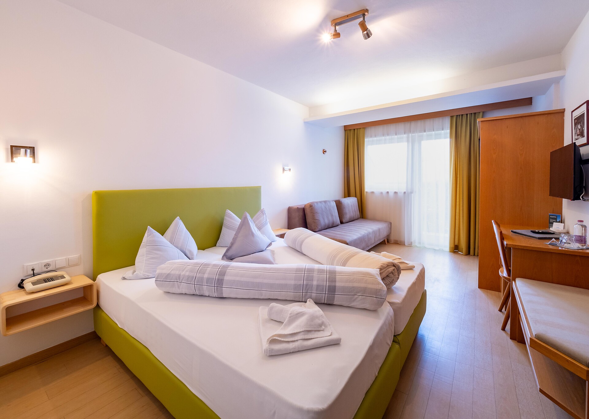 Hotel Weinberg Appiano sulla Strada del Vino 15 suedtirol.info