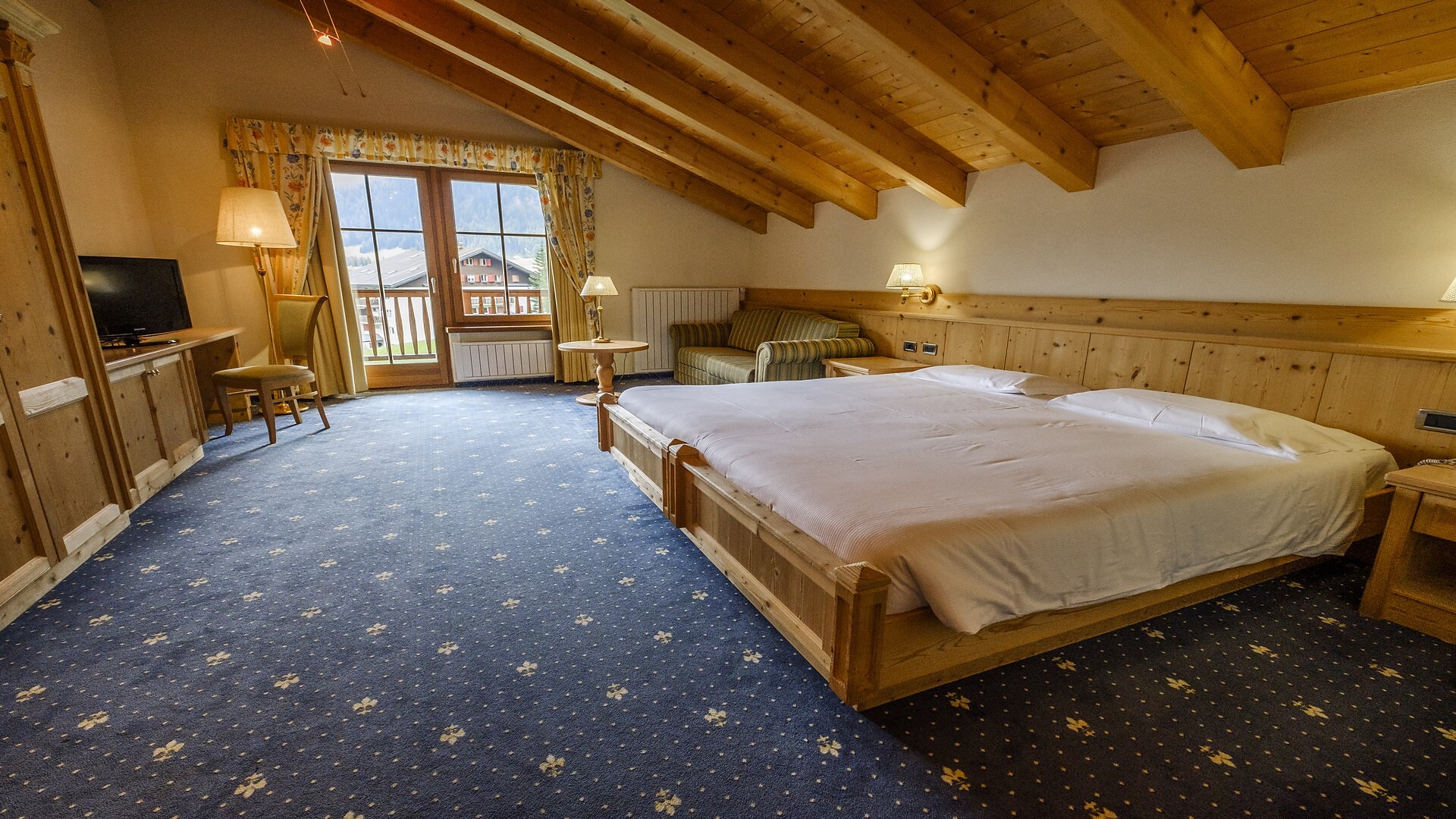 TH Corvara