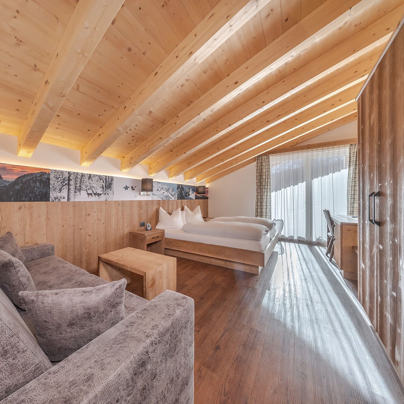 Sella room