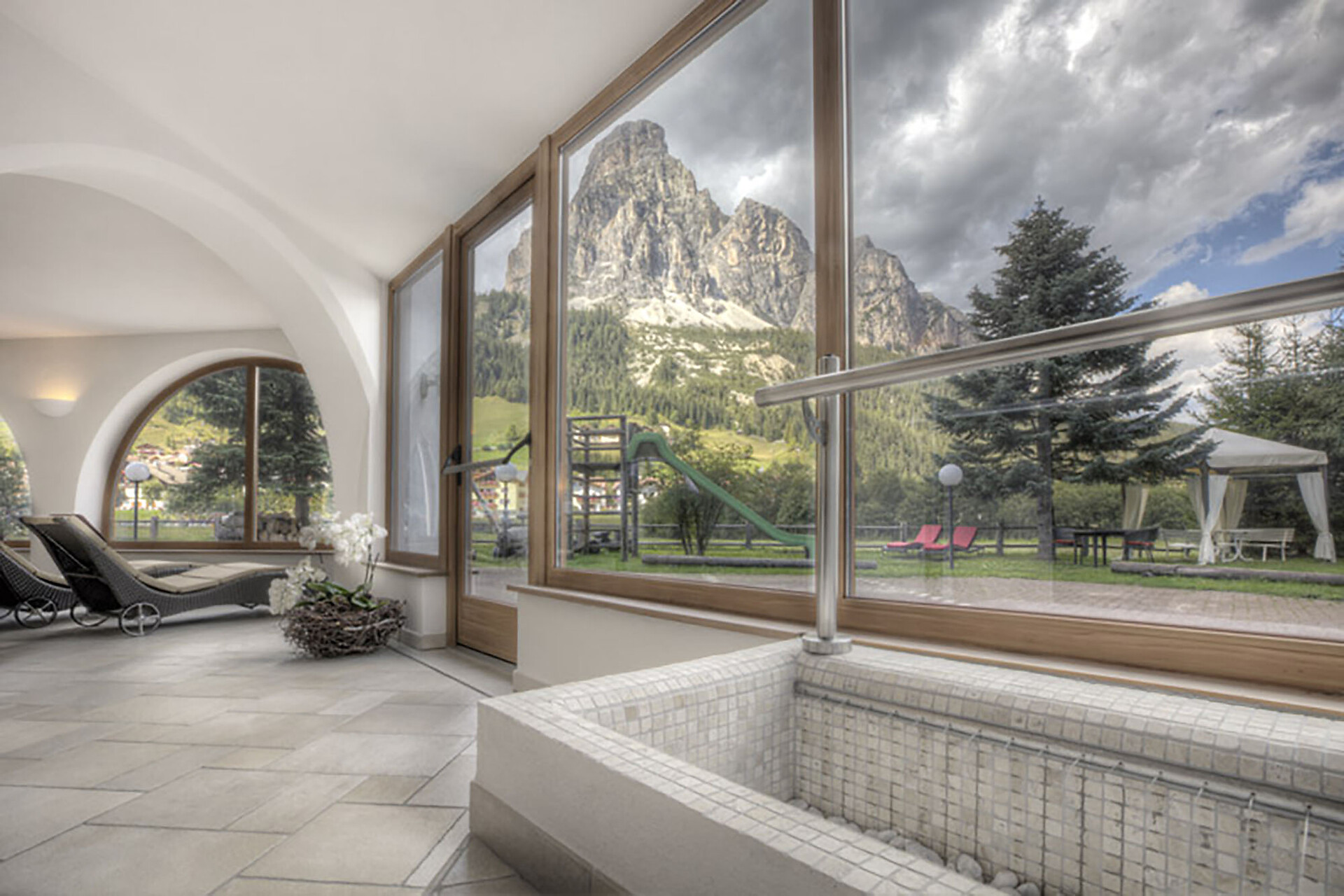 Hotel La Tambra Corvara 20 suedtirol.info