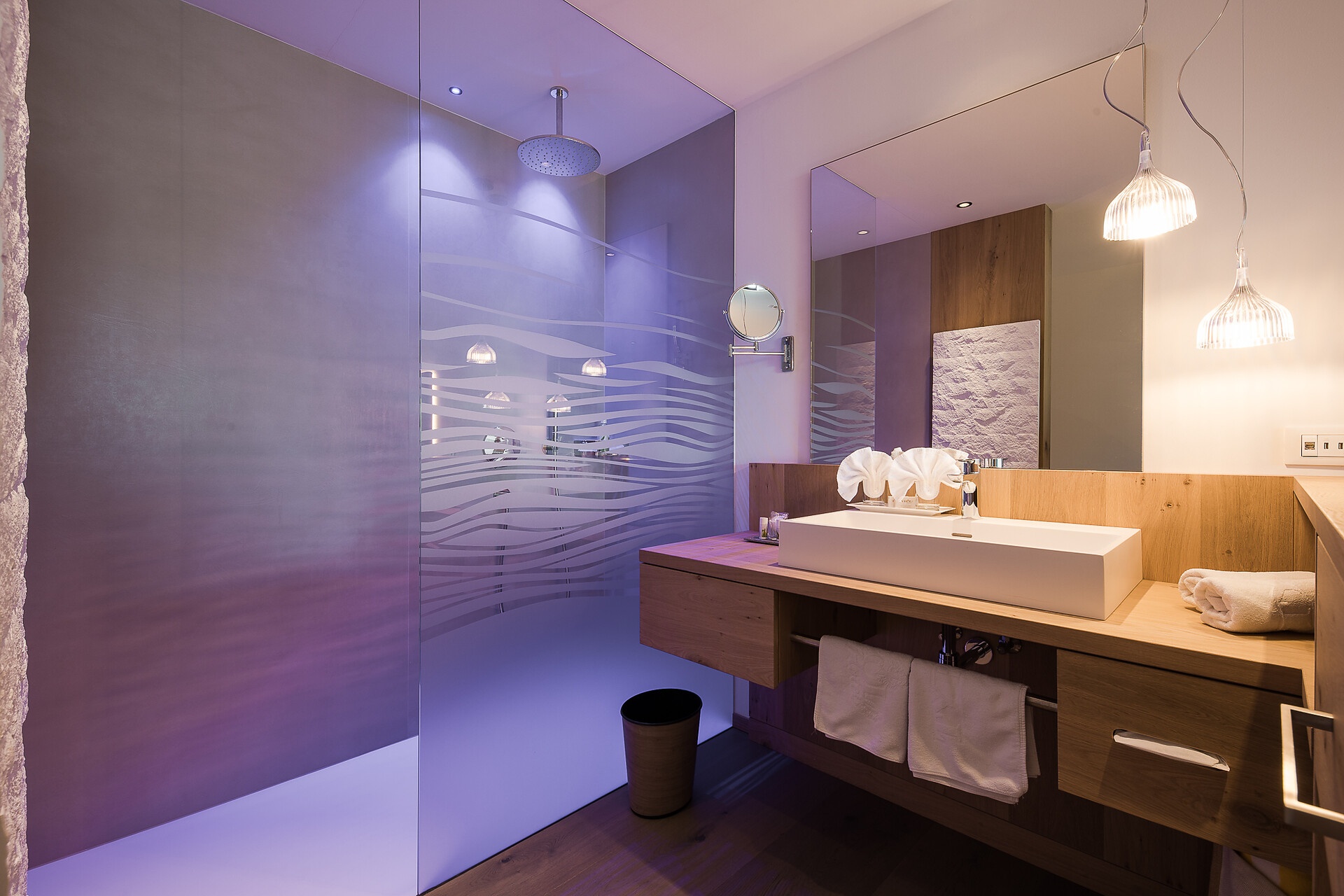Bathroom Juniorsuite Hotel Tyrol