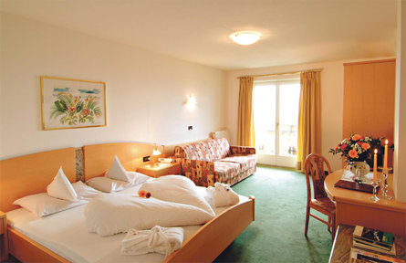 Hotel Langwies Schenna 20 suedtirol.info