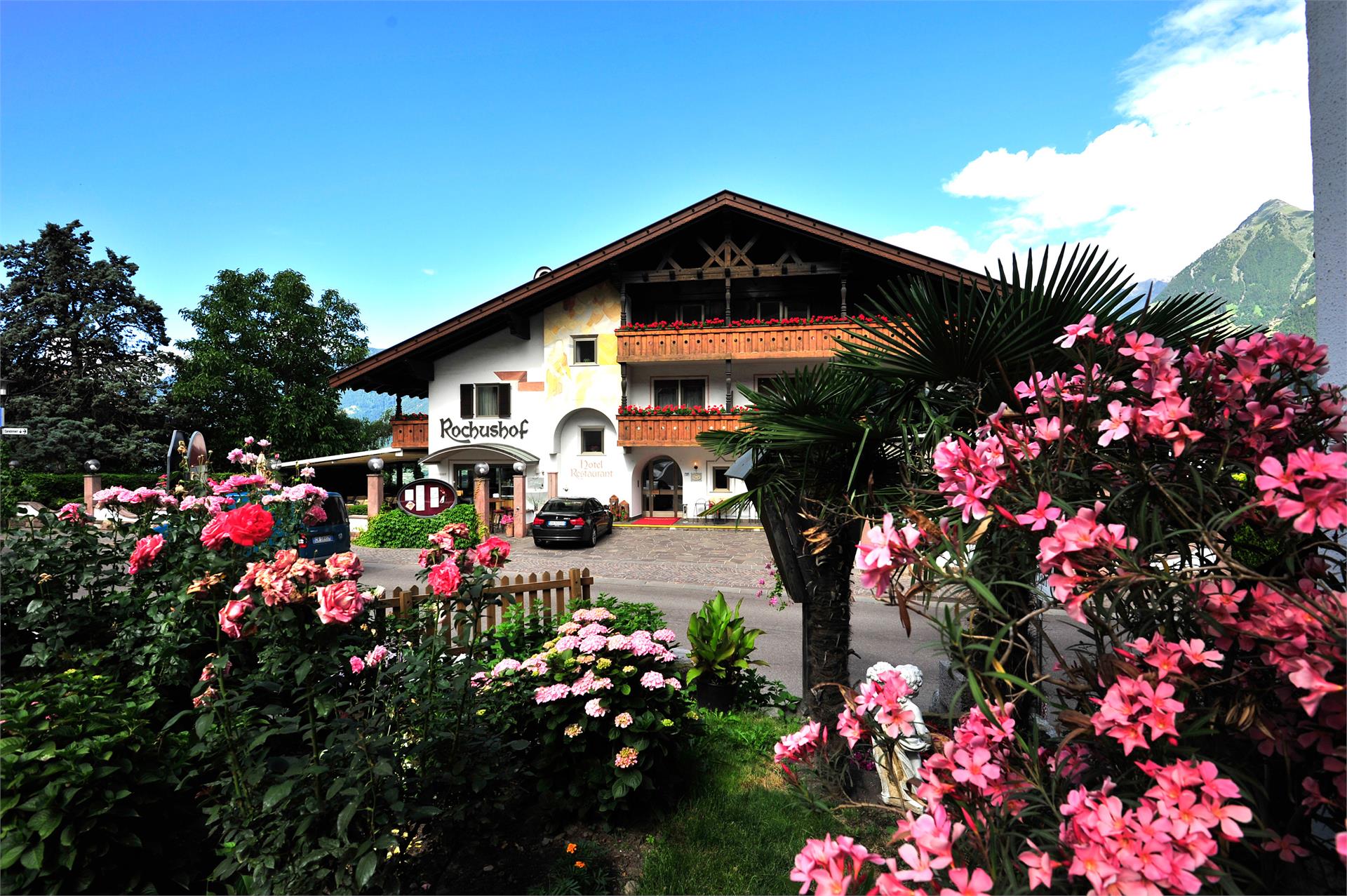 Hotel Rochushof Schenna 3 suedtirol.info