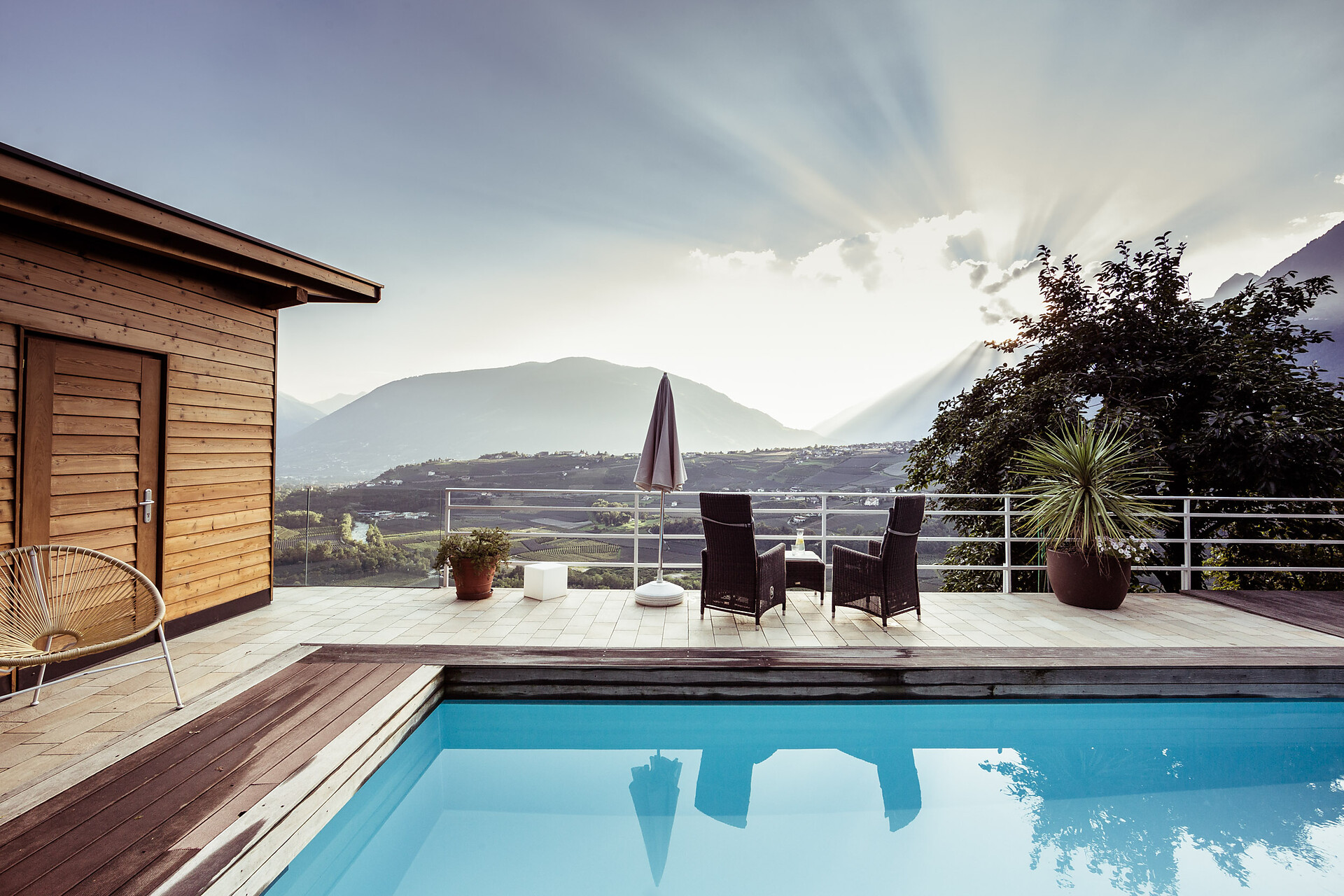 swimmingpool