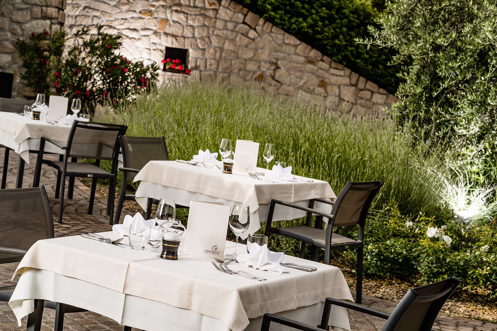 Hotel Hasslhof_Living in the vineyards_Lake Caldaro