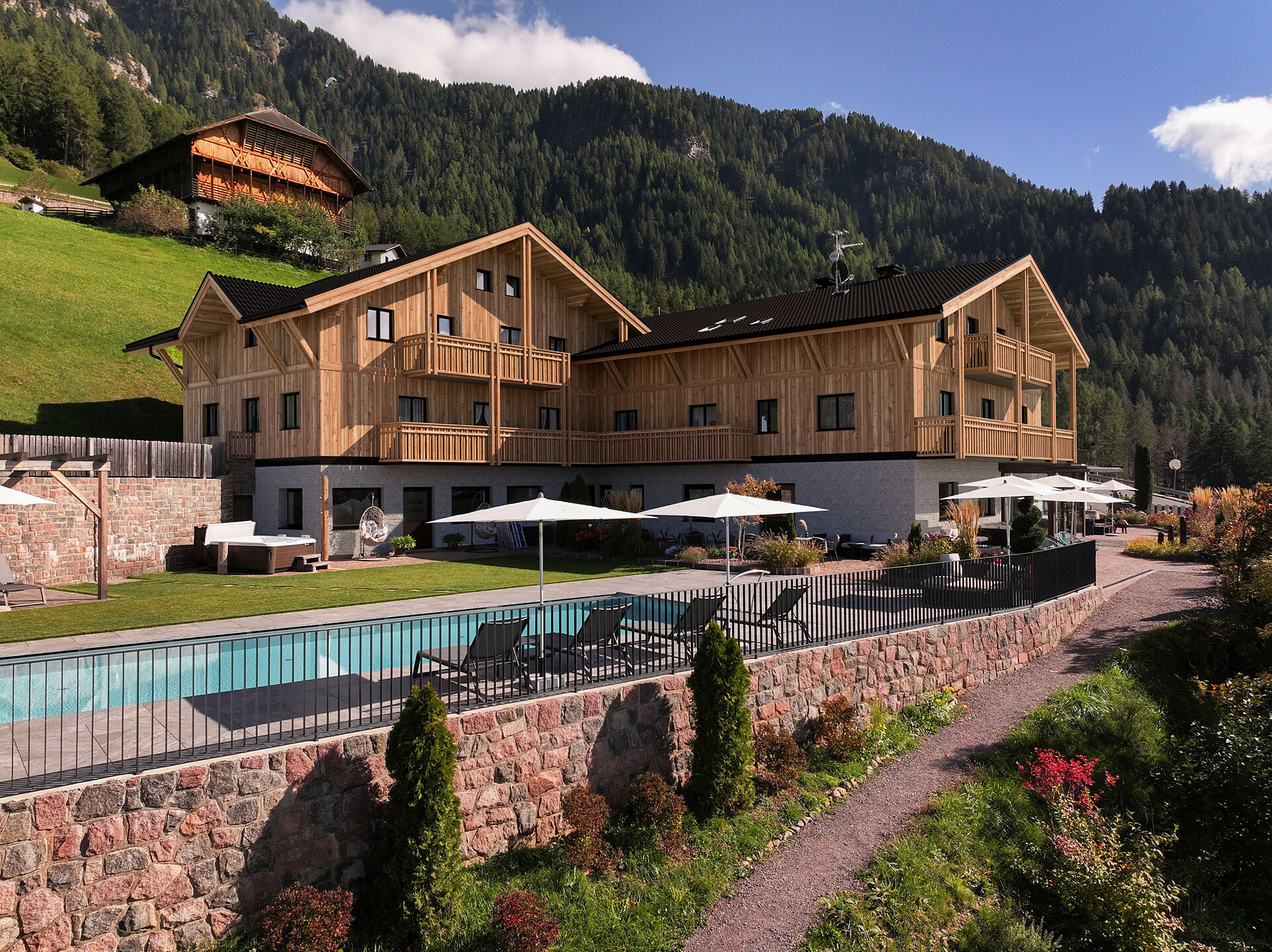 Hotel Ortler Castelrotto 1 suedtirol.info