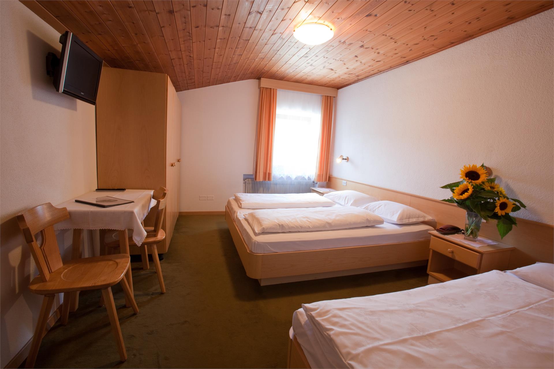 Hotel Ustaria Posta Badia 12 suedtirol.info