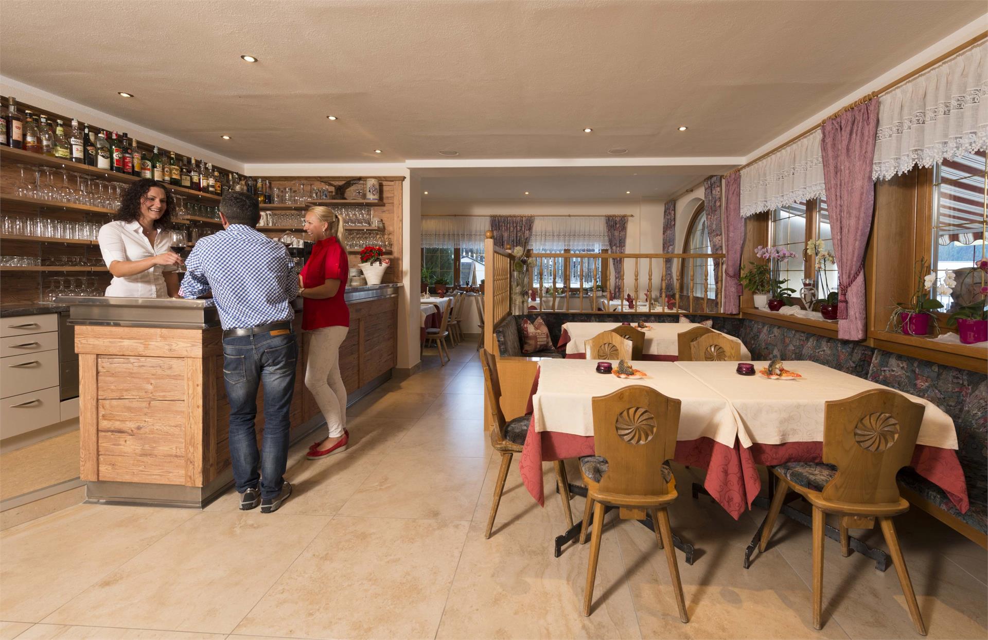 Hotel Kronhof Moso in Passiria 25 suedtirol.info