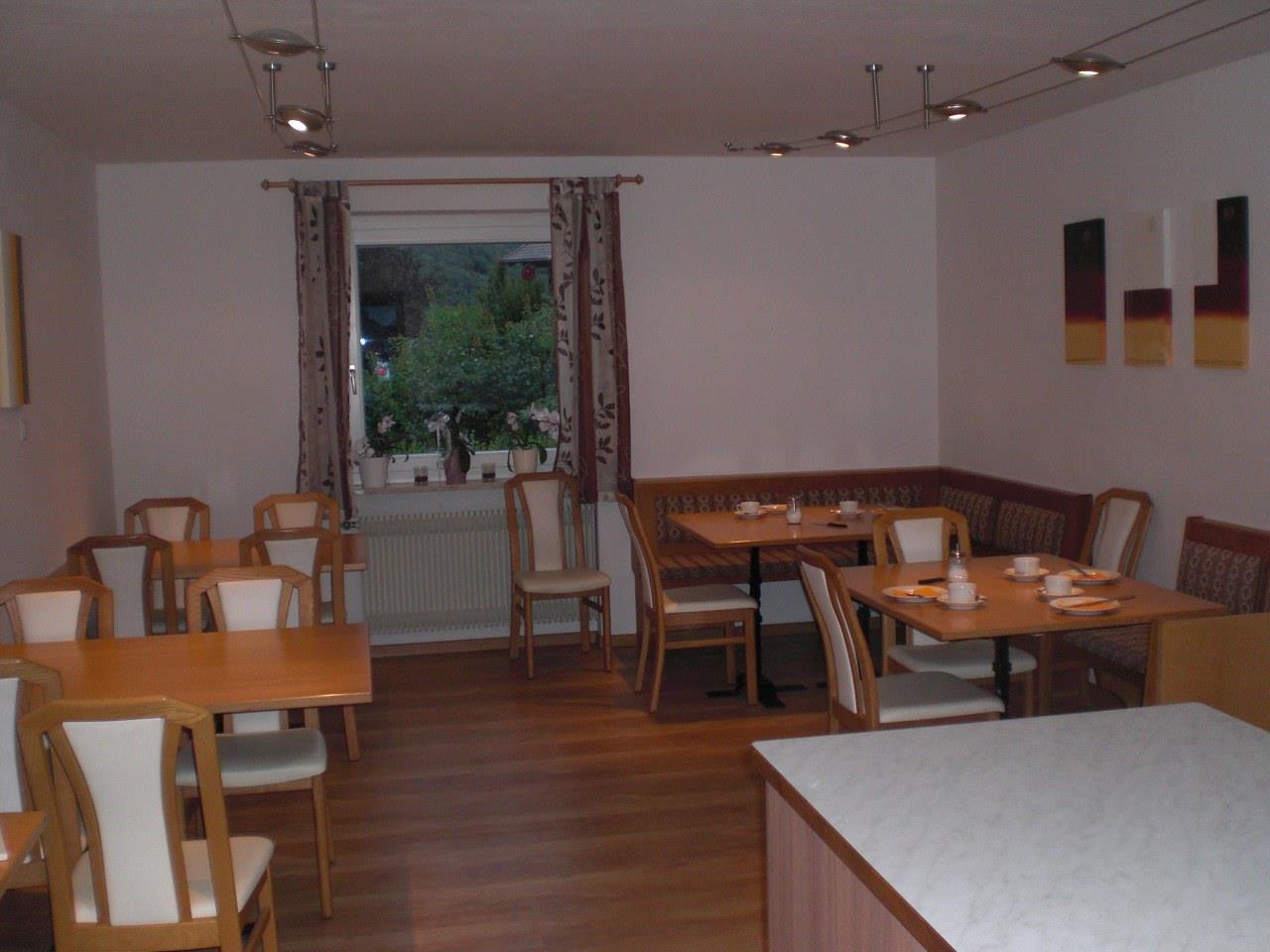 Haus Alpenrose Schlanders 7 suedtirol.info