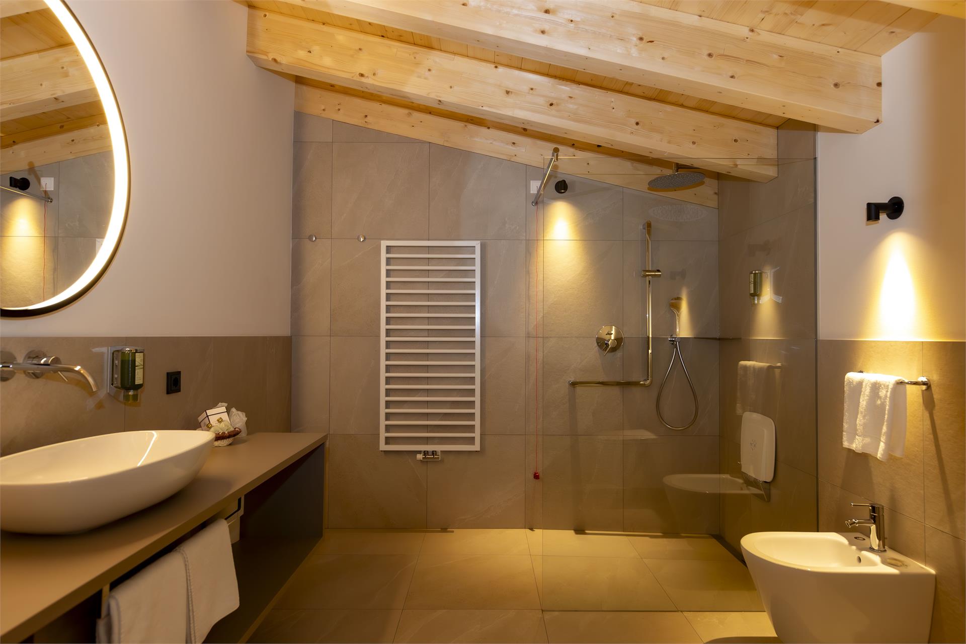 Hotel Rezia Badia 3 suedtirol.info