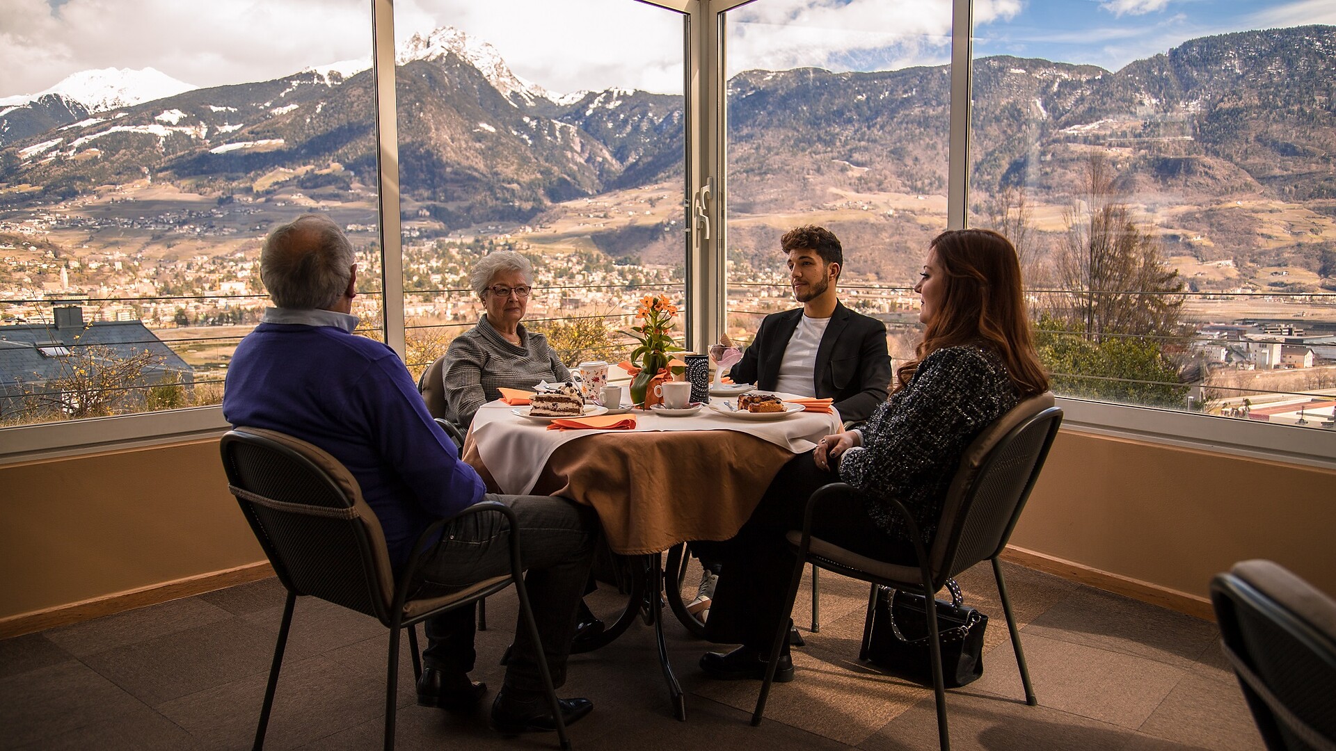 Dining hall with panoramic view
