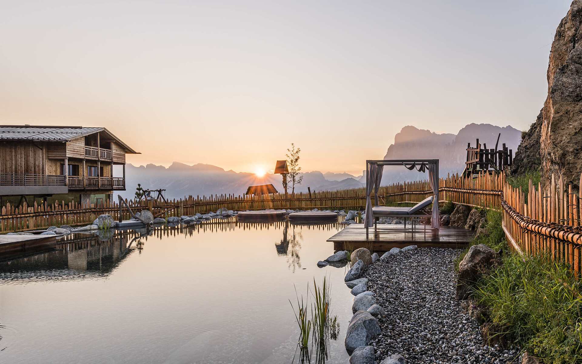 Hotel Goldknopf - Dolomites Region Seiser Alm - #1 - suedtirol.info