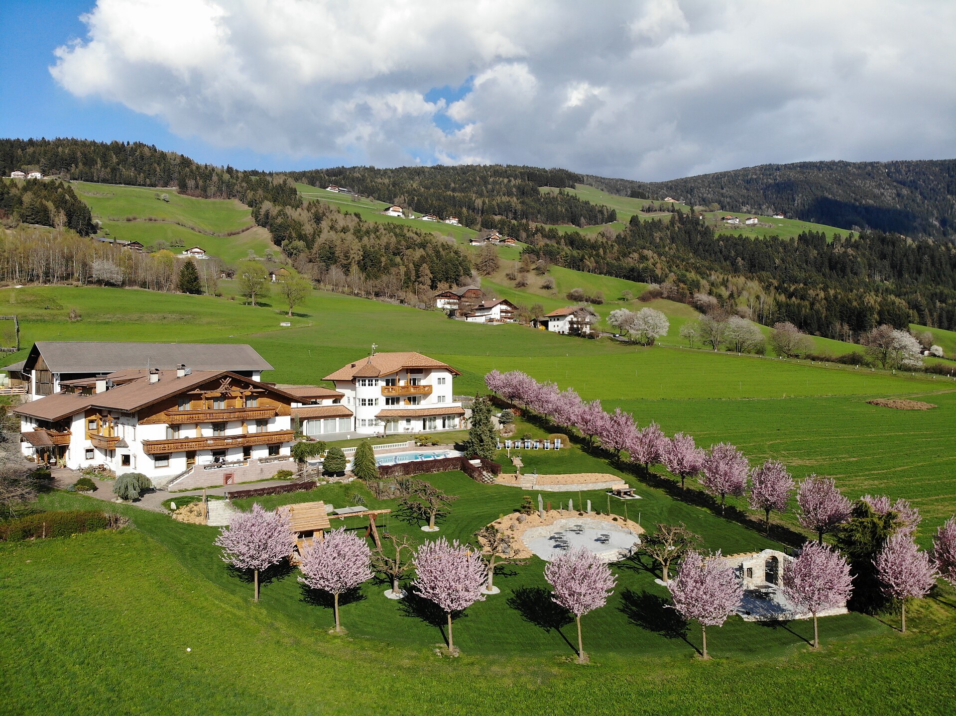Hotel Nussbaumerhof Rodeneck/Rodengo 3 suedtirol.info