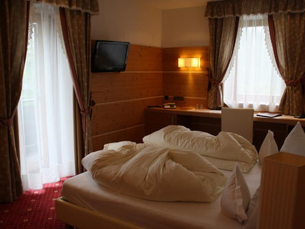 Hotel Zebru Stilfs/Stelvio 9 suedtirol.info