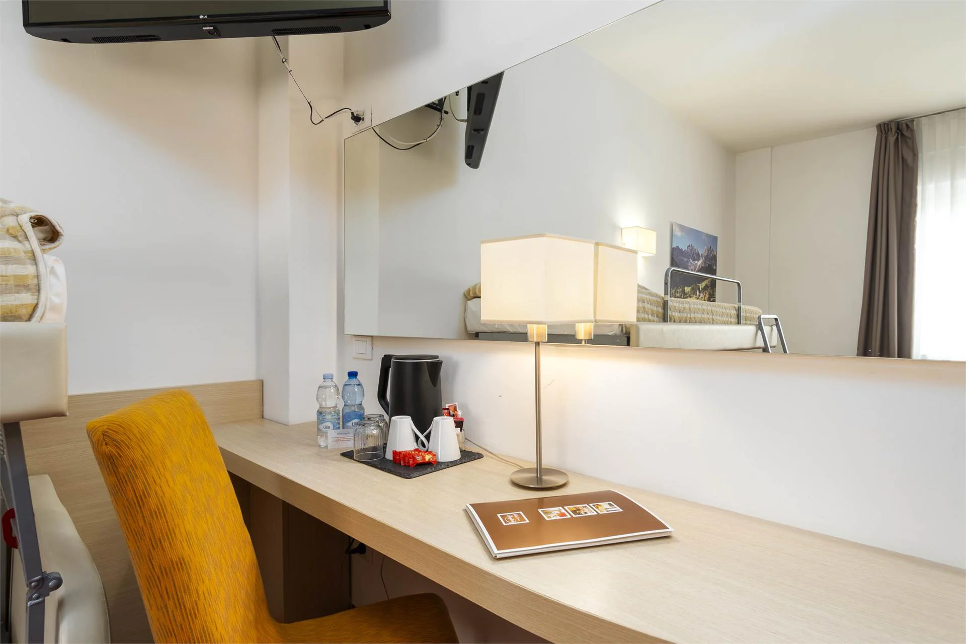 HOTEL REGINA A. Bolzano/Bozen 10 suedtirol.info