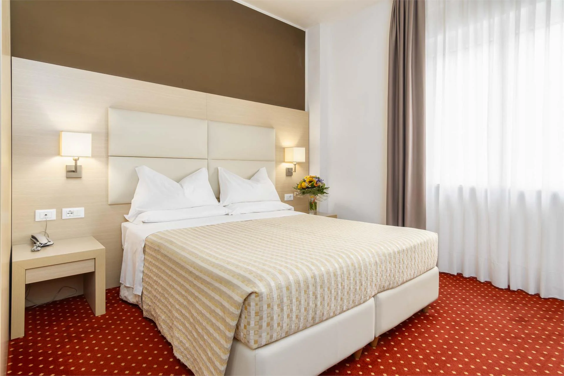 HOTEL REGINA A. Bolzano/Bozen 7 suedtirol.info