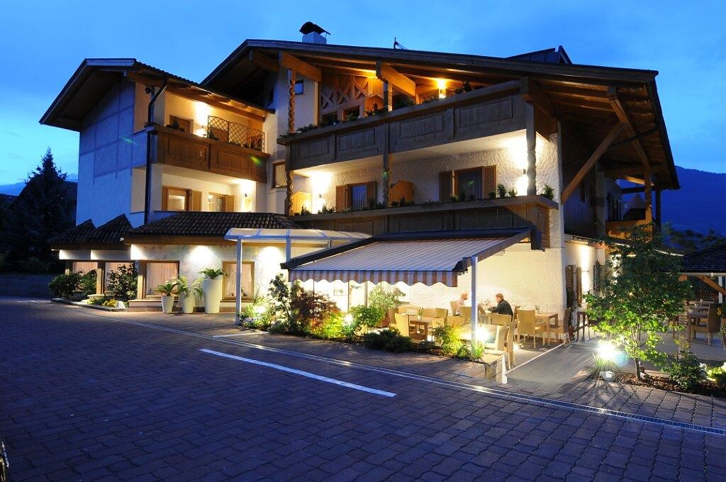 FleurAlp di notte