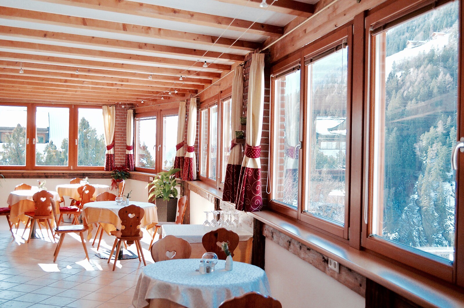 Hotel Das Bergland – Vital & Activity San Leonardo in Passiria 16 suedtirol.info
