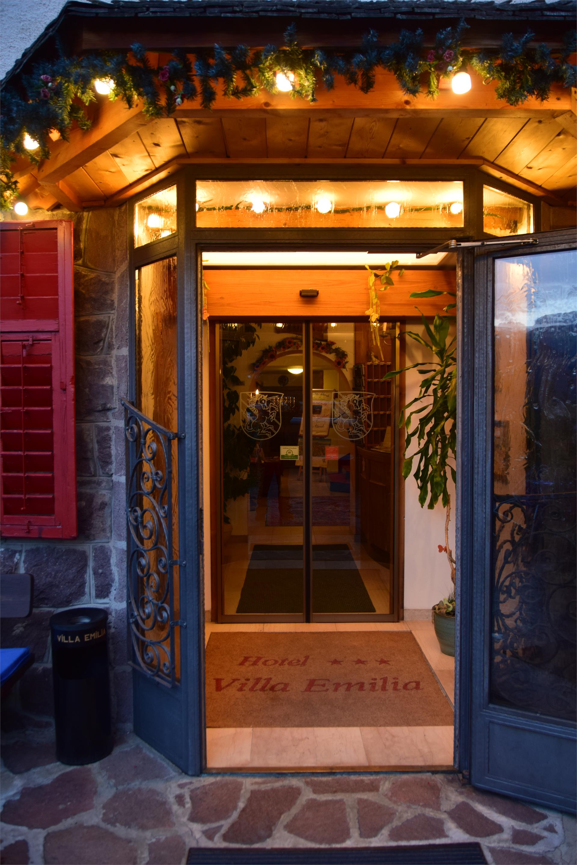 Hotel Villa Emilia Urtijëi/Ortisei 11 suedtirol.info