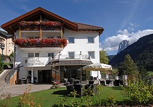 Hotel Grones - Dolomites Region Val Gardena - #20 - suedtirol.info