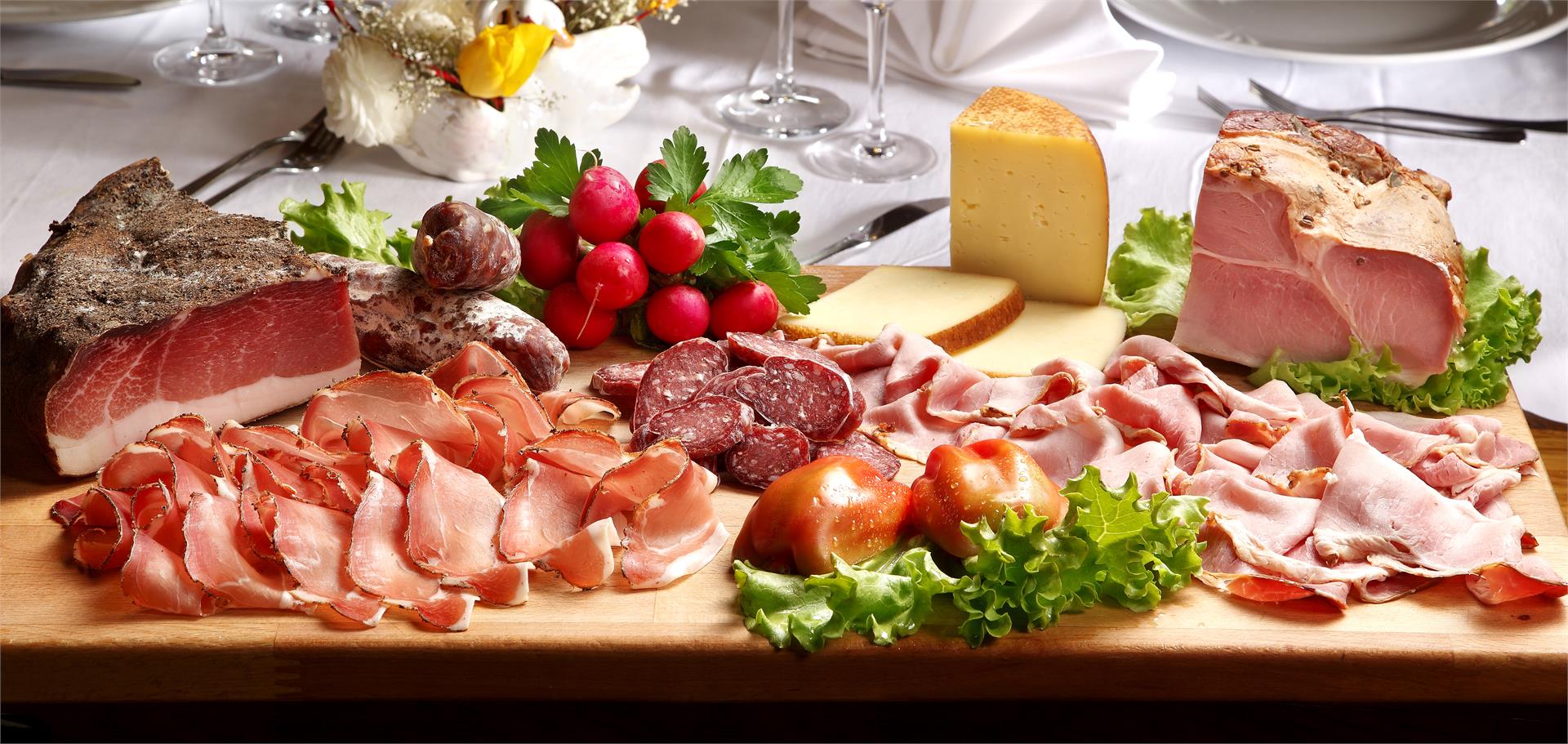 Hotel-Ristorante Pausa Montagna 2 suedtirol.info