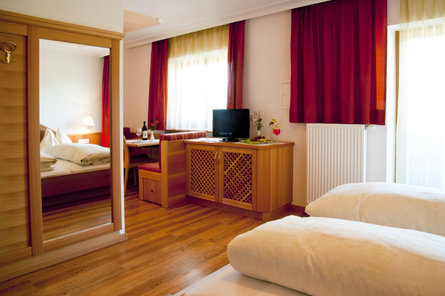 Hotel Tannenhof Bruneck/Brunico 5 suedtirol.info
