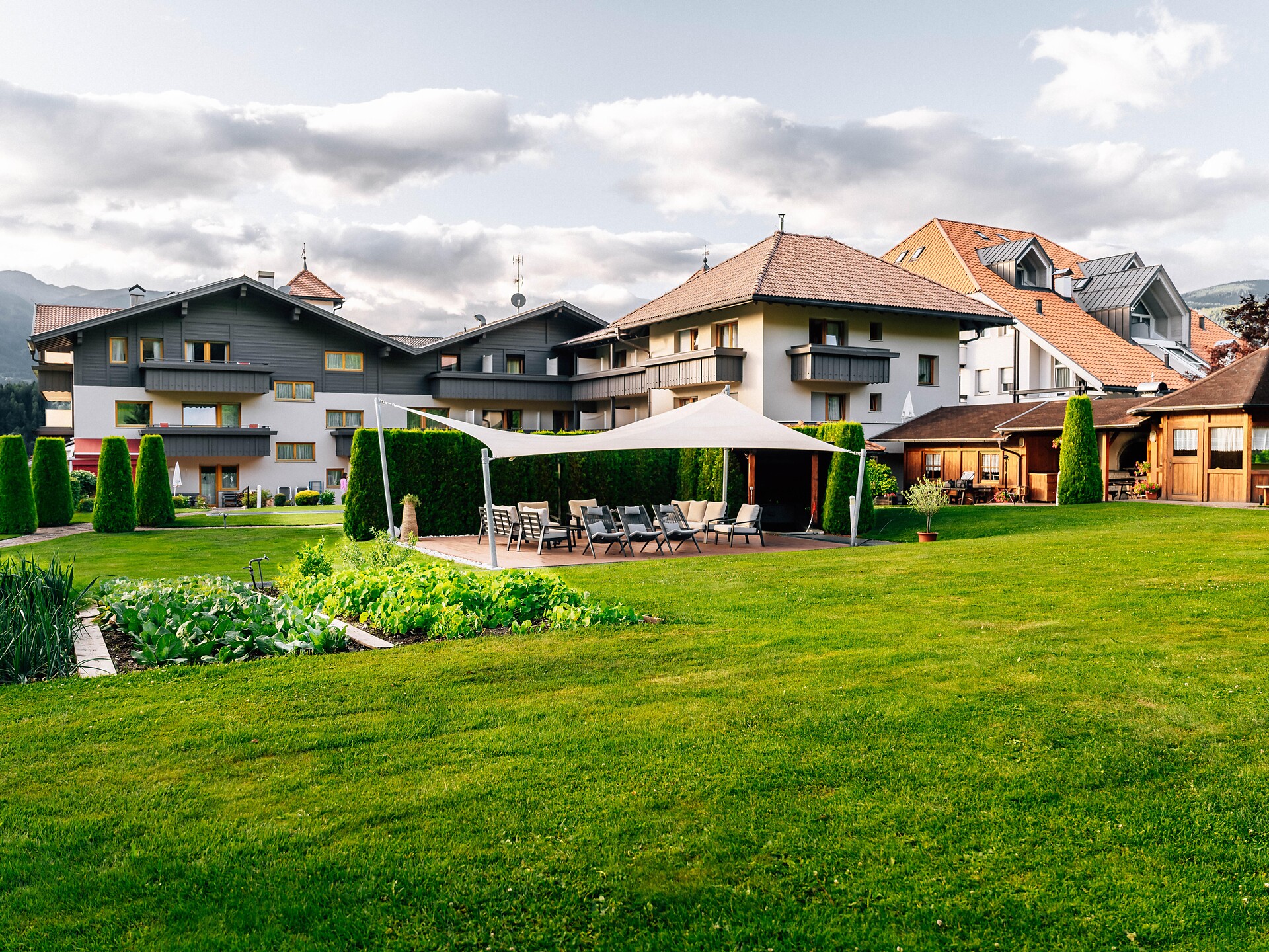 Hotel Tannenhof - Dolomites Region Kronplatz/Plan de Corones - #1 - suedtirol.info