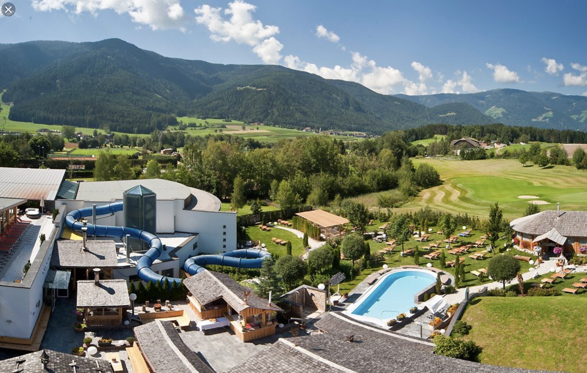 Schwimmbad und Saunabereich Cron4