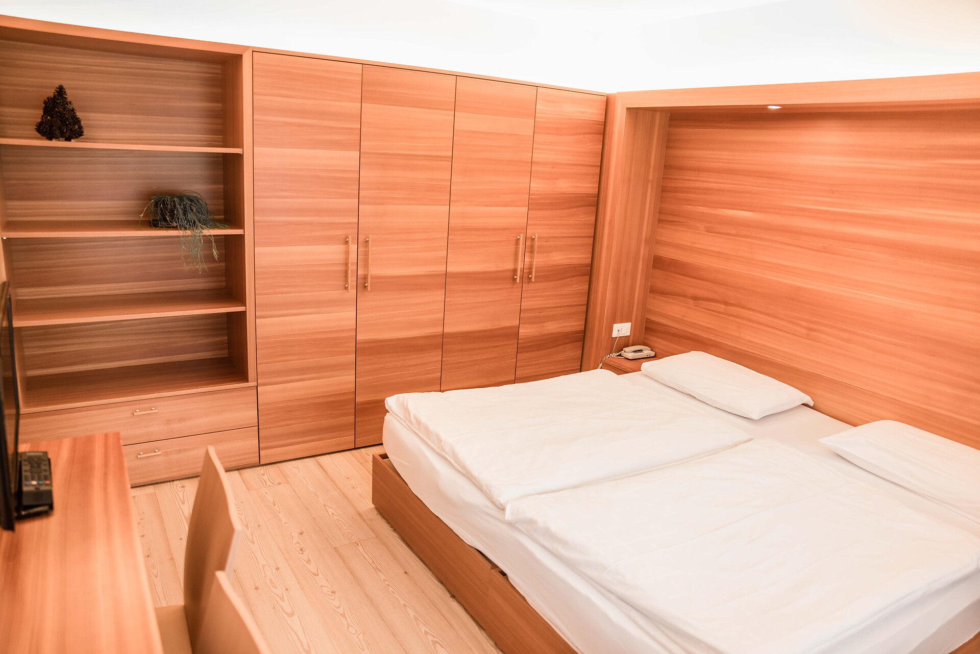Easy Apartment